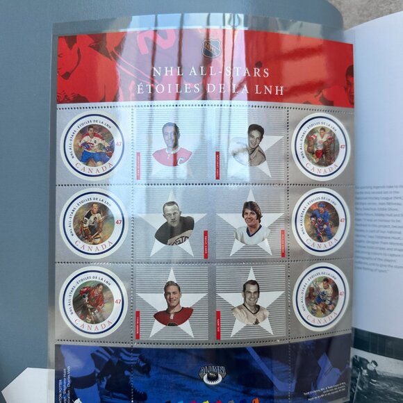 Collection Canada Postage Stamps 2001 Album | Stamps Included - Picture 3 of 4